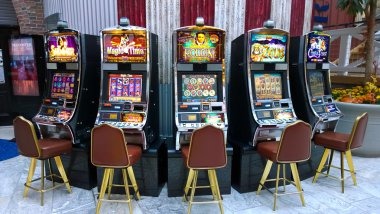 QRIS deposit: scan and pay instantly QRIS payment code displayed on one-hundred-fifty-eight deposit screen